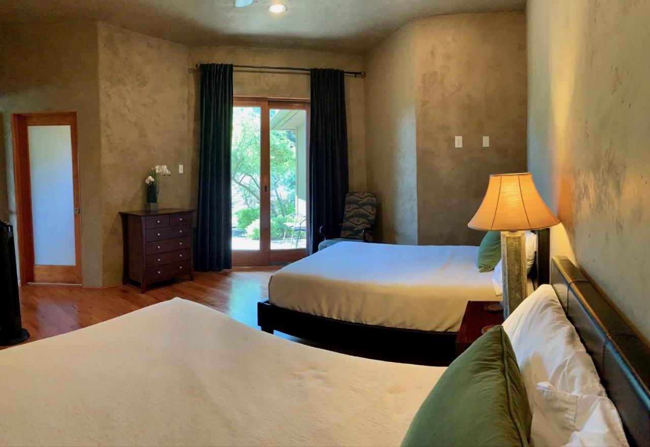 Scenic Hill Country Retreat - Rhino Ranch Villa New Braunfels Exterior photo